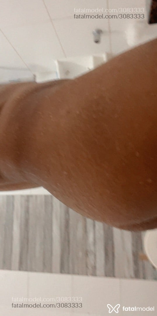 Acompanhante mulher trans com cabelo castanho de olhos pretos em Gurupi - Luan Silva