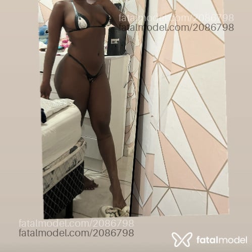 Acompanhante mulher com cabelo castanho de olhos castanhos em Saquarema Acompanhante mulher com cabelo castanho de olhos castanhos em Saquarema - Safira