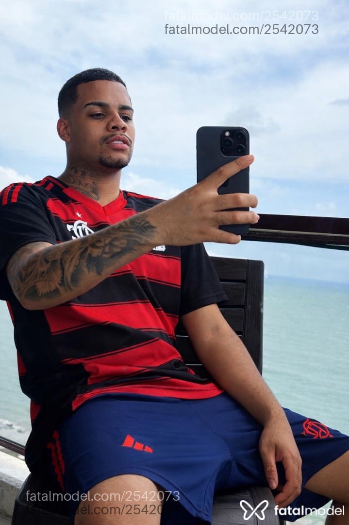 Acompanhante homem morena (o) de olhos pretos em Belo Horizonte - Júnior Duat