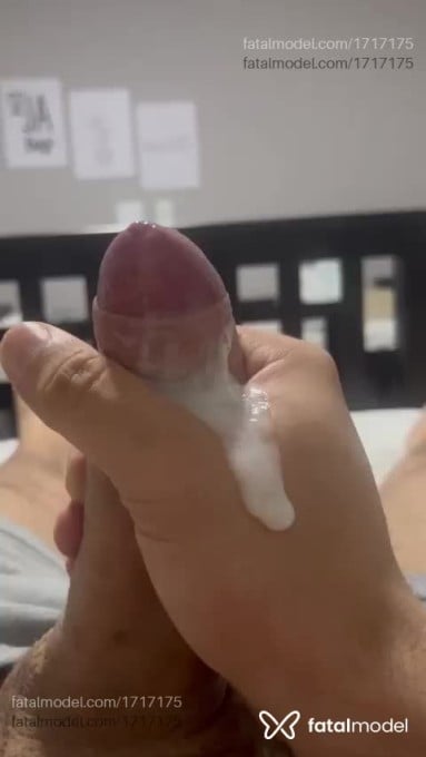Acompanhante homem com cabelo castanho de olhos castanhos em São Paulo - Arthur MrVelvet