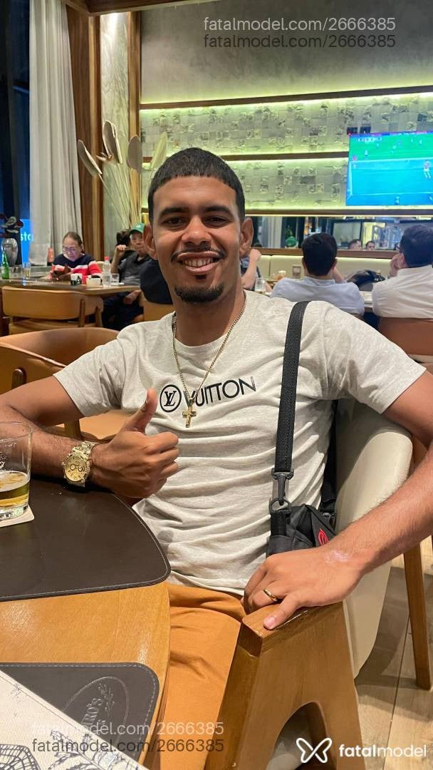 Acompanhante homem morena (o) de olhos castanhos em Rio de Janeiro - Pablo Arrascaetta