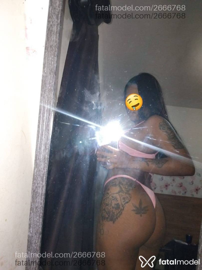 Acompanhante mulher morena (o) de olhos castanhos em Macaé - Yasmim