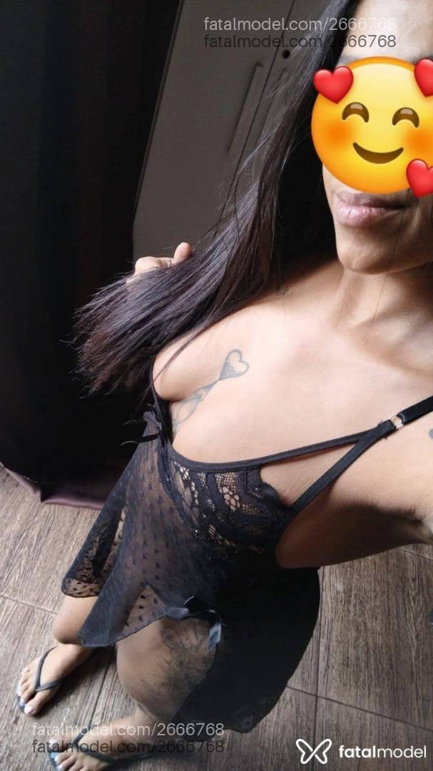 Acompanhante mulher morena (o) de olhos castanhos em Macaé - Yasmim