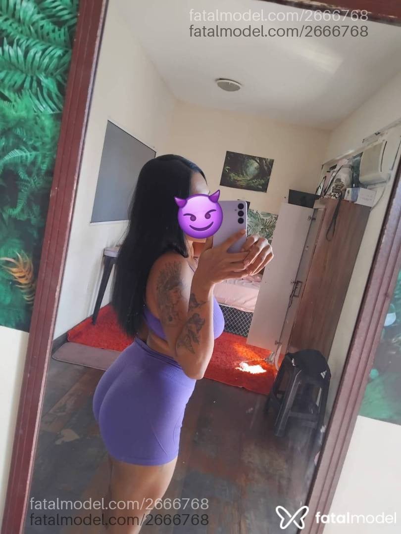 Acompanhante mulher morena (o) de olhos castanhos em Macaé Acompanhante mulher morena (o) de olhos castanhos em Macaé - Yasmim