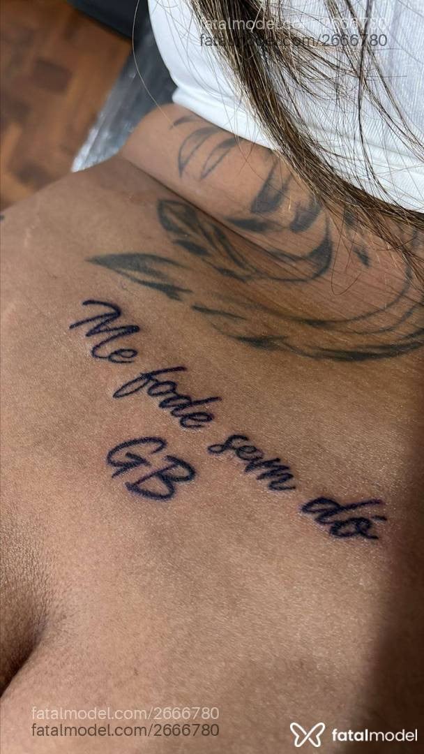 Acompanhante mulher morena (o) de olhos castanhos - Gabrielly