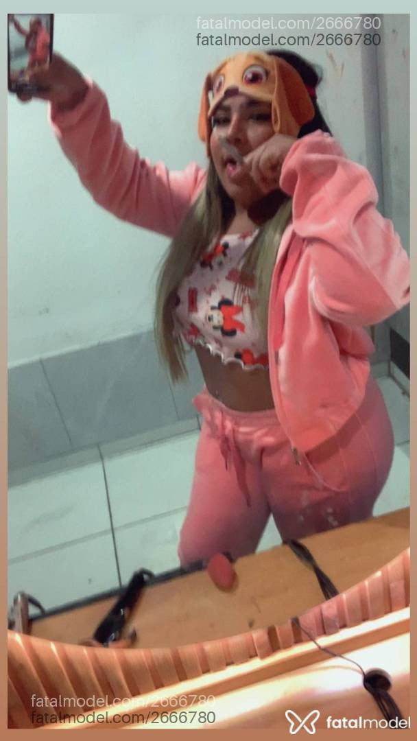 Acompanhante mulher loira (o) de olhos castanhos em Tubarão - Gabrielly