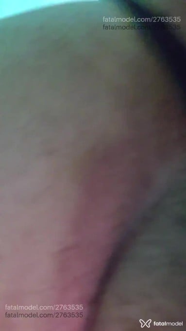 Acompanhante homem trans com cabelo castanho de olhos mel em Virtual - Rafaela