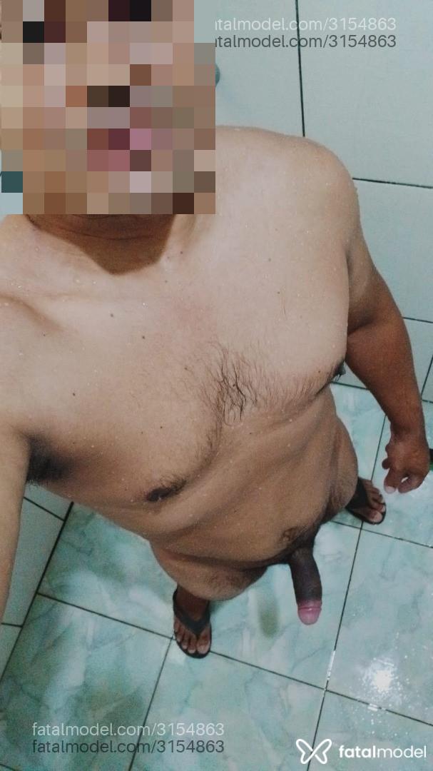 Acompanhante homem morena (o) de olhos pretos - Lucas