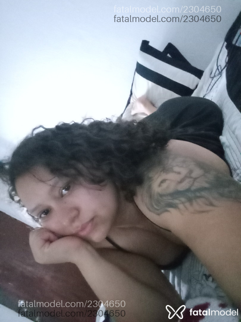 Acompanhante mulher com cabelo castanho de olhos castanhos em Virtual Acompanhante mulher com cabelo castanho de olhos castanhos em Virtual - Natasha Cardoso