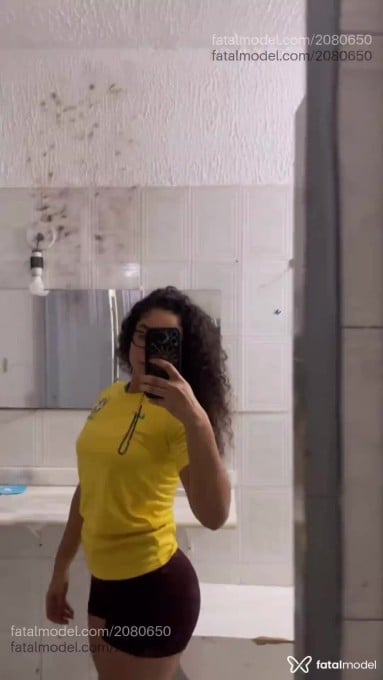 Acompanhante mulher com cabelo castanho de olhos castanhos em Rio de Janeiro - Bruna