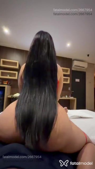 Acompanhante mulher morena (o) de olhos castanhos - Vivi Gabrieli Acompanhante mulher morena (o) de olhos castanhos - Vivi Gabrieli