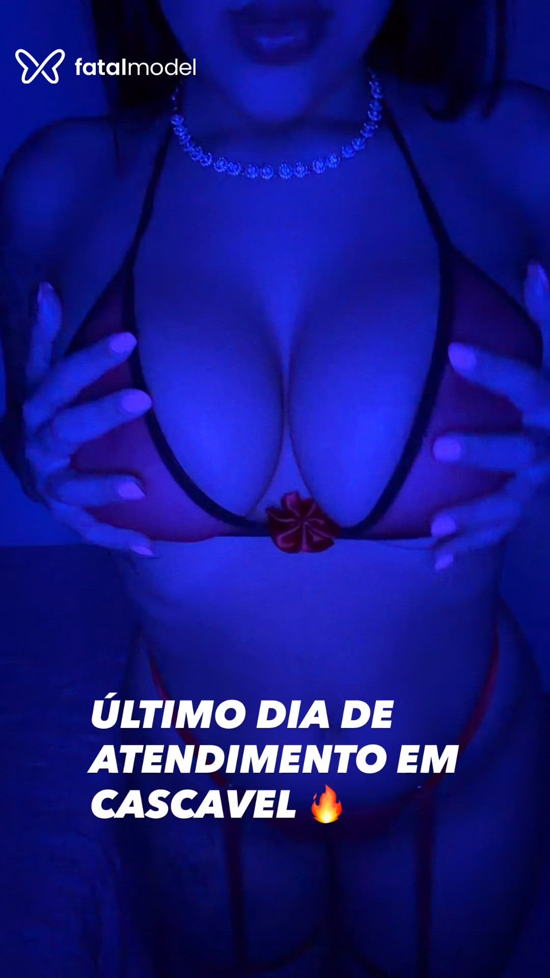Acompanhante mulher morena (o) de olhos castanhos - Vivi Gabrieli Acompanhante mulher morena (o) de olhos castanhos - Vivi Gabrieli