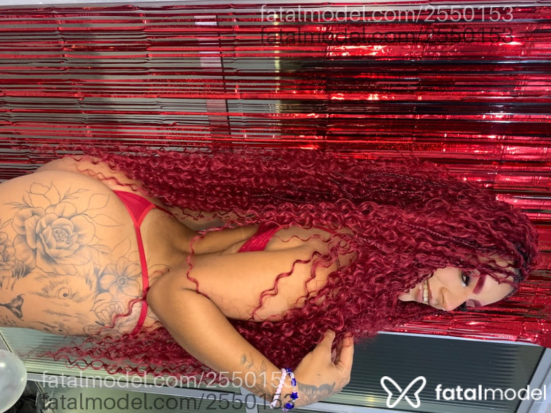 Acompanhante mulher com cabelo castanho de olhos castanhos - Gringaahh Acompanhante mulher com cabelo castanho de olhos castanhos - Gringaahh