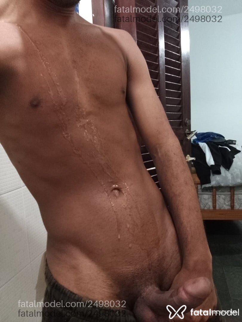 Acompanhante homem loira (o) de olhos castanhos em Angra dos Reis - Brasileirinho