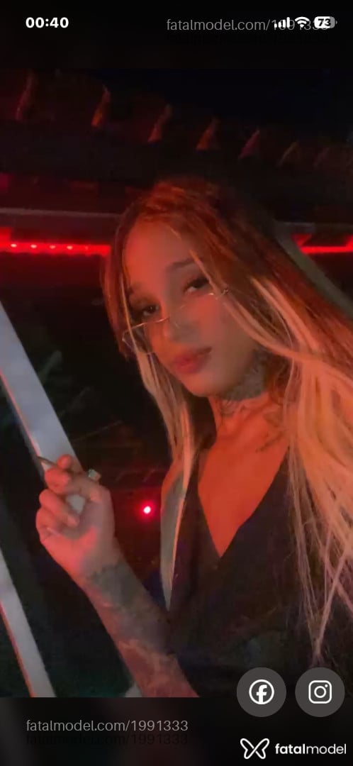 Acompanhante mulher com cabelo castanho de olhos castanhos em Guarantã do Norte Acompanhante mulher com cabelo castanho de olhos castanhos em Guarantã do Norte - Sofia Castro