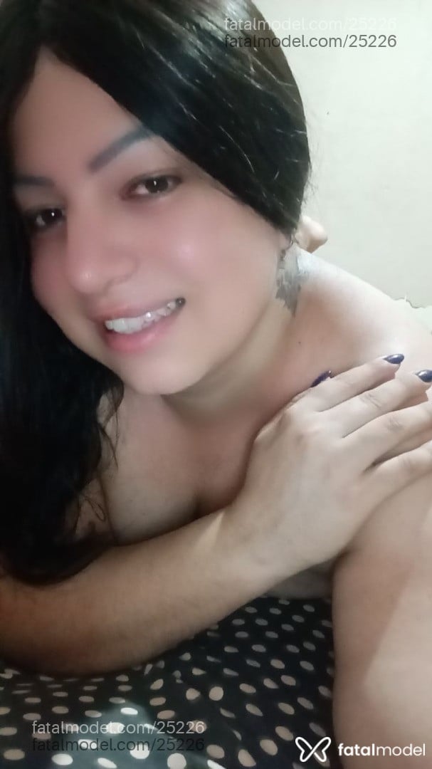 Acompanhante travesti morena (o) de olhos castanhos em Maringá Acompanhante travesti morena (o) de olhos castanhos em Maringá - Luana travesti