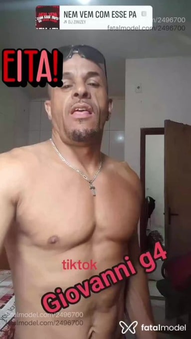 Acompanhante homem sem cabelo de olhos castanhos em Florianópolis - Giobem