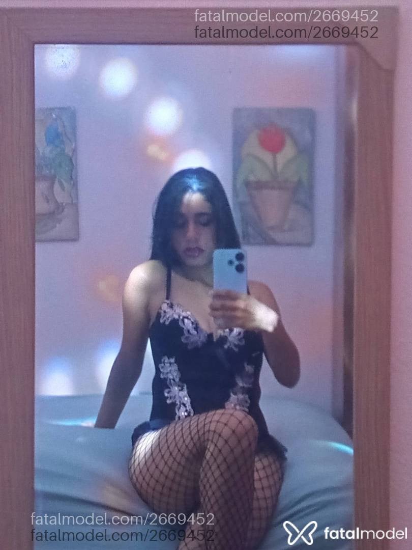 Acompanhante mulher morena (o) de olhos castanhos - Kiara