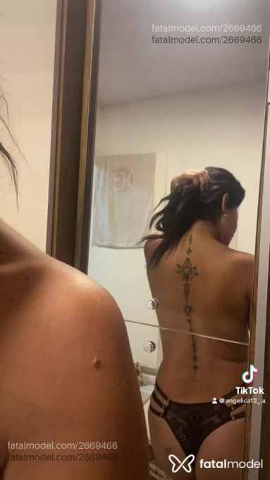 Acompanhante mulher morena (o) de olhos castanhos em Balneário Camboriú - Gringalover
