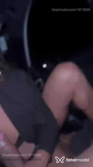 Acompanhante mulher trans com cabelo castanho de olhos castanhos em São Luís - Suzana