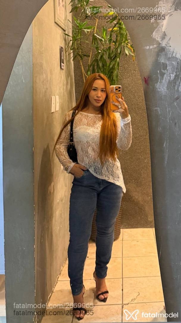 Acompanhante mulher ruiva (o) de olhos castanhos em Petrolina Acompanhante mulher ruiva (o) de olhos castanhos em Petrolina - Virgínia