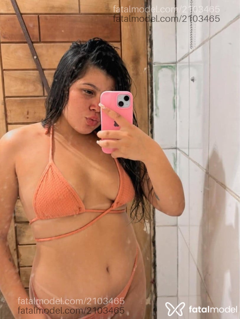 Acompanhante mulher loira (o) de olhos pretos em Medicilândia - Lelezinha