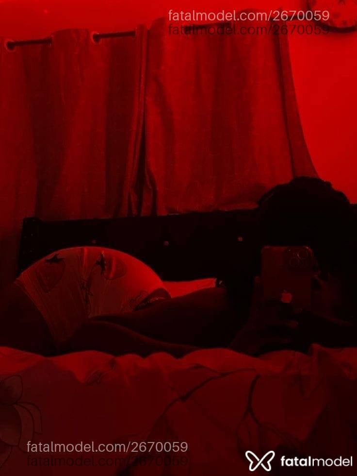 Acompanhante mulher morena (o) de olhos castanhos em Cascavel - Lulu