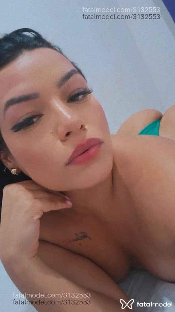 Acompanhante mulher morena (o) de olhos castanhos em Joinville - Barbara Bueno