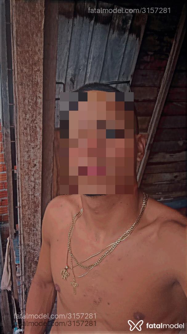 Acompanhante homem morena (o) de olhos castanhos - Morenodotad