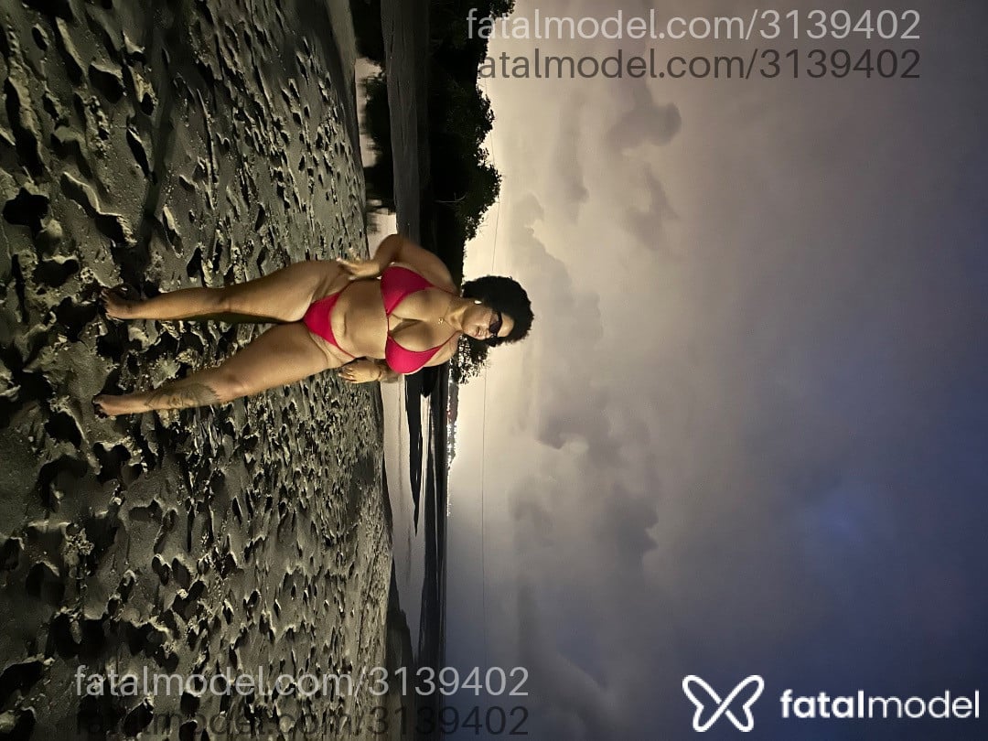 Acompanhante mulher morena (o) de olhos castanhos em São Luís - Raykalifa