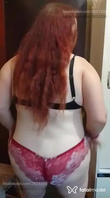 Acompanhante mulher trans ruiva (o) de olhos castanhos em Ourinhos - Mayana