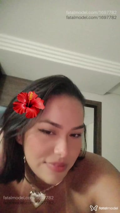 Acompanhante mulher morena (o) de olhos castanhos em Sorriso Acompanhante mulher morena (o) de olhos castanhos em Sorriso - Gabby