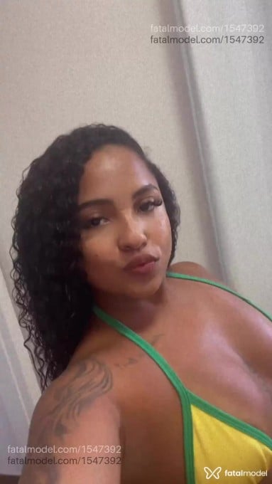 Acompanhante mulher morena (o) de olhos pretos em Tramandaí - Ellen Souza