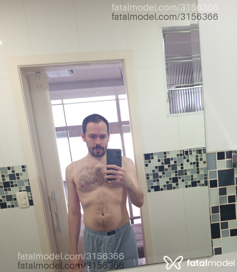 Acompanhante homem morena (o) de olhos castanhos em São Paulo - Armand Duval