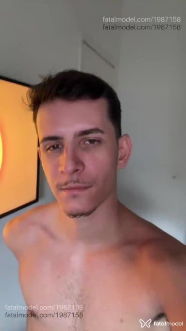 Acompanhante homem com cabelo castanho de olhos castanhos em Rio de Janeiro - Luca Perez