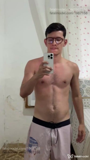 Acompanhante homem com cabelo castanho de olhos castanhos em Rio de Janeiro - Luca Perez
