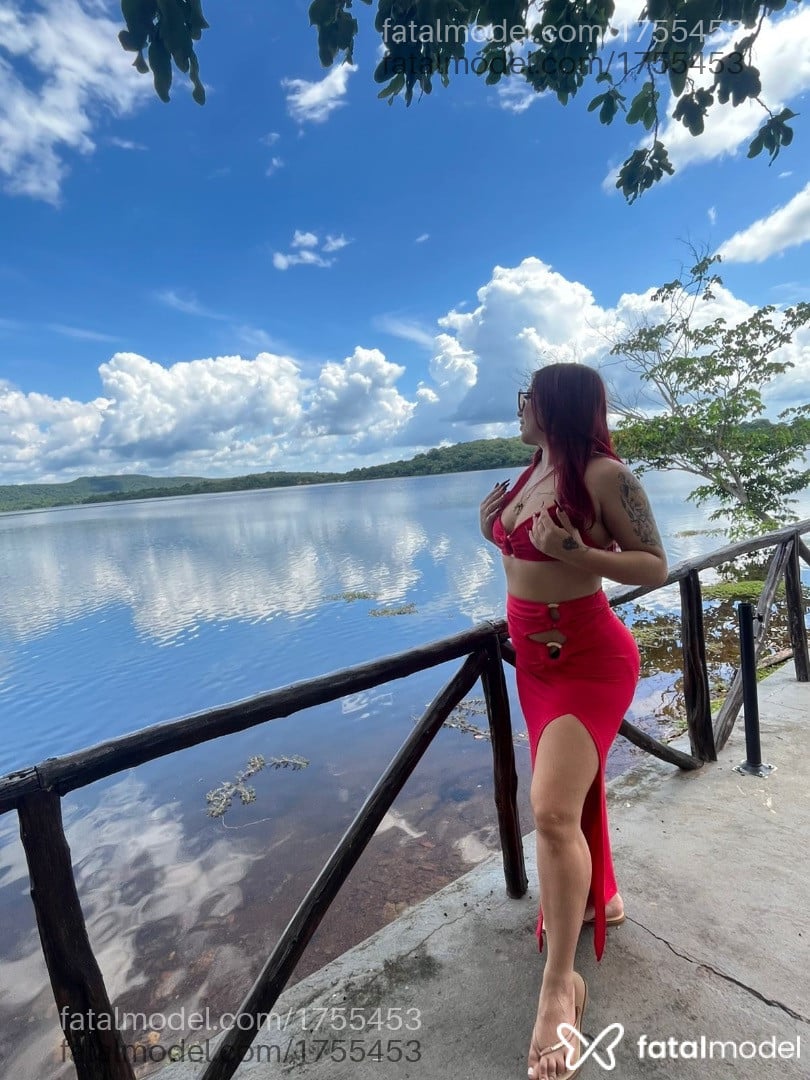 Acompanhante mulher ruiva (o) de olhos castanhos em Piripiri Acompanhante mulher ruiva (o) de olhos castanhos em Piripiri - Lua