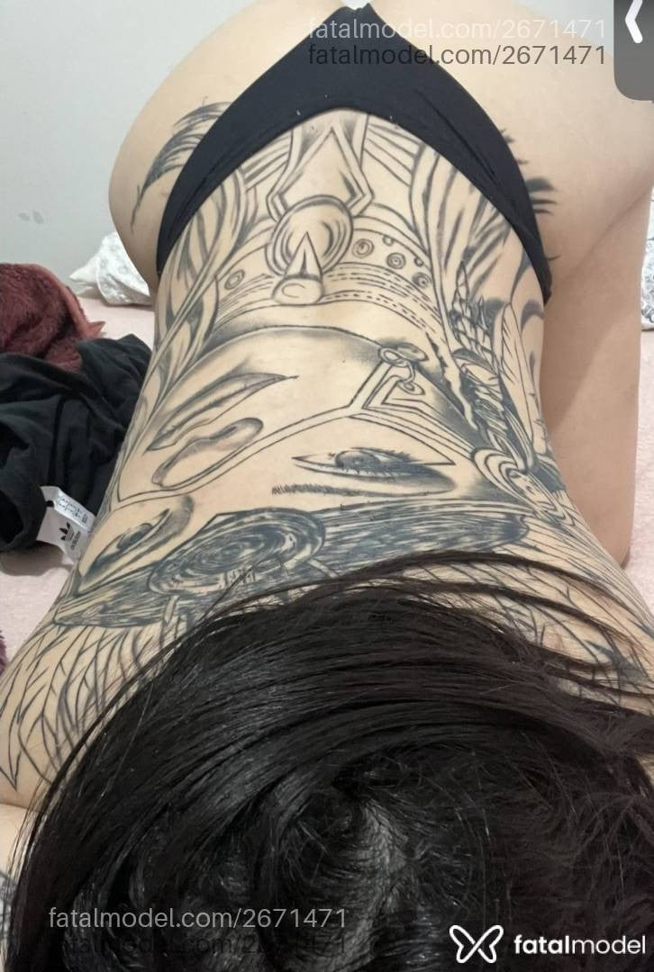 Acompanhante mulher morena (o) de olhos castanhos - Isa Aurora