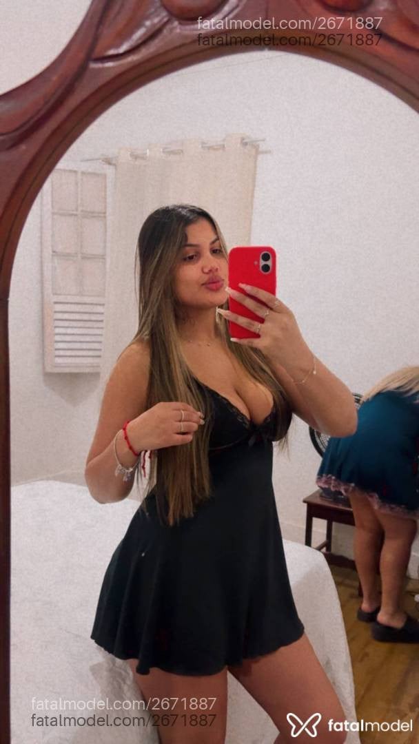 Acompanhante mulher morena (o) de olhos castanhos - Emily Sthepany