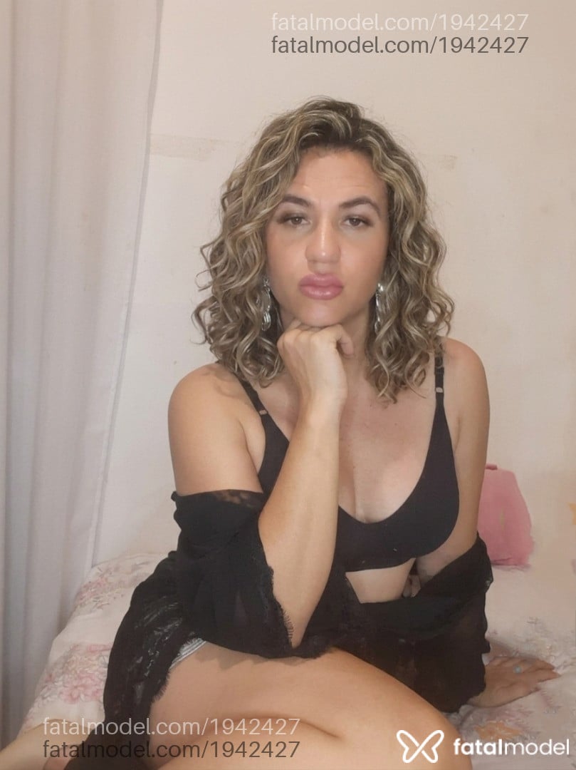 Acompanhante mulher trans loira (o) de olhos castanhos em Cotia Acompanhante mulher trans loira (o) de olhos castanhos em Cotia - Amanda Cotia