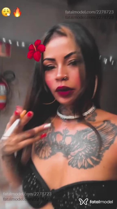 Acompanhante mulher com cabelo castanho de olhos pretos em Dracena Acompanhante mulher com cabelo castanho de olhos pretos em Dracena - Maaya