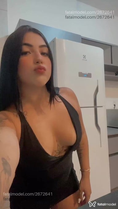 Acompanhante mulher morena (o) de olhos castanhos - Pérola Acompanhante mulher morena (o) de olhos castanhos - Pérola