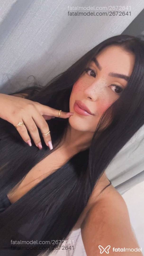 Acompanhante mulher morena (o) de olhos castanhos - Pérola Acompanhante mulher morena (o) de olhos castanhos - Pérola