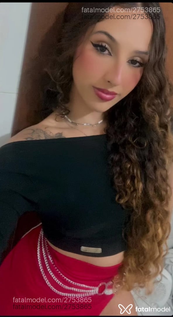Acompanhante mulher morena (o) de olhos castanhos em São Paulo - Gabriela