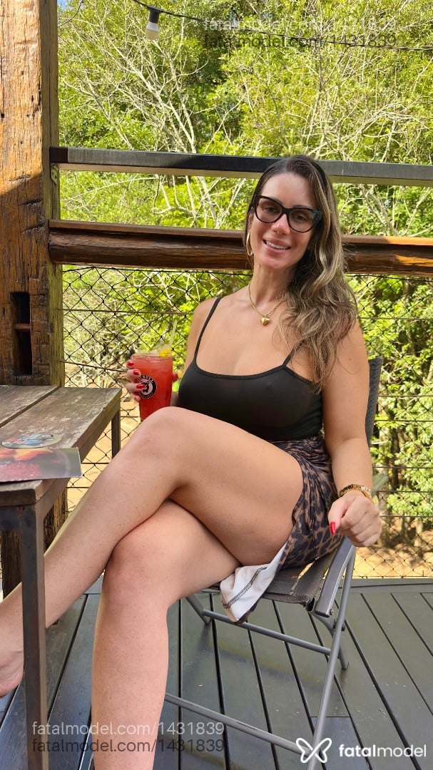 bia-schneider-1431839 acompanhante em Porto Alegre — foto 9