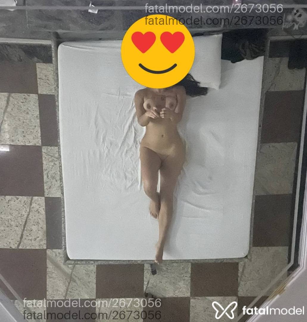 Acompanhante mulher morena (o) de olhos castanhos em Goiânia - Cléo Decastro