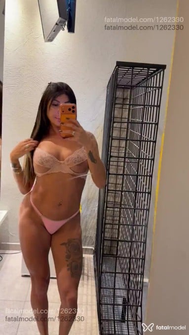 Acompanhante mulher com cabelo castanho de olhos pretos em Andradina - Alanah