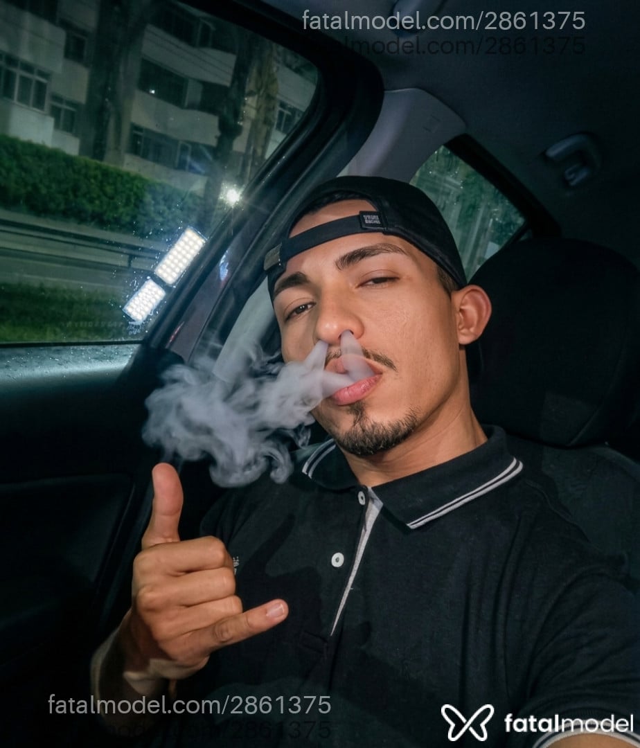 Acompanhante homem morena (o) de olhos pretos em Balneário Camboriú - Conjuntivite