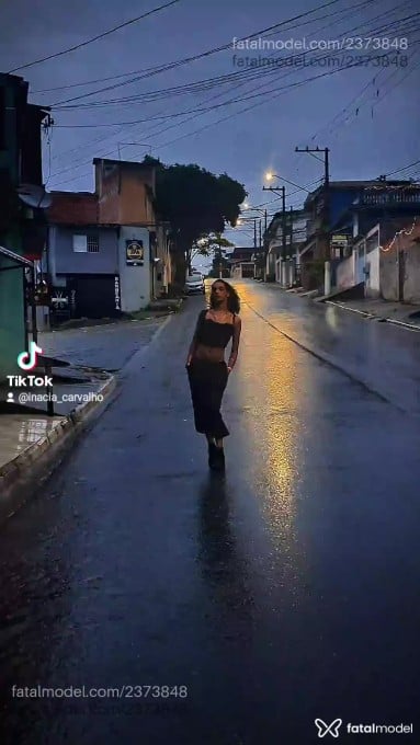 Acompanhante mulher trans com cabelo castanho de olhos castanhos em Catalão - Bruuh