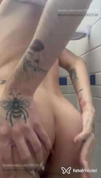 Acompanhante mulher trans com cabelo castanho de olhos mel em João Pessoa - Safyra